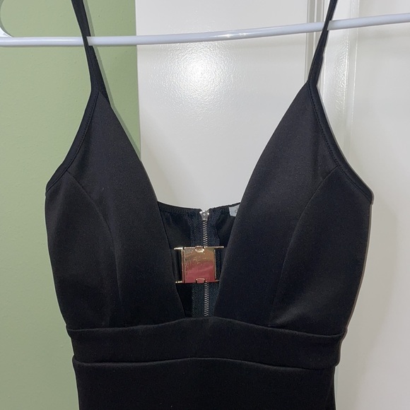 Spaghetti strap dress✨ - Picture 3 of 5